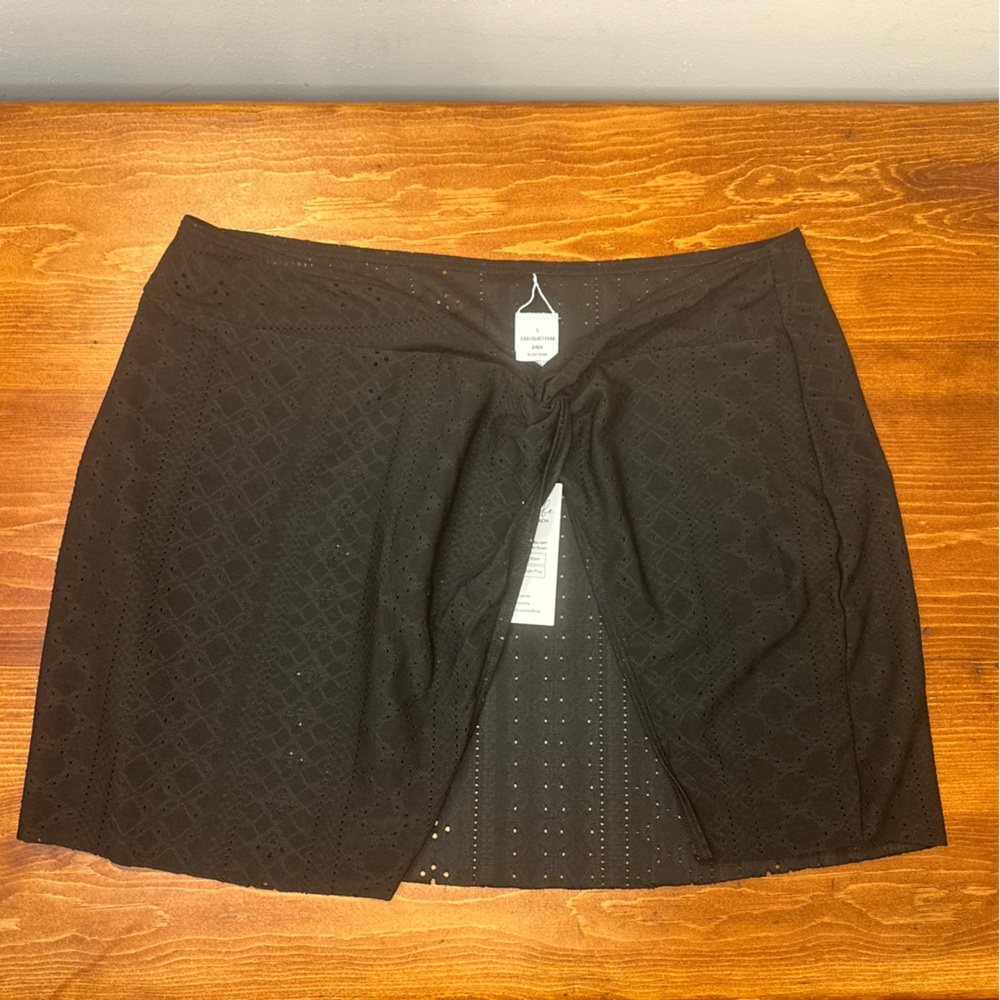 NWT Cupshe Black Eyelet Mini Wrap Coverup For Swimsuit Size L Polyester Spandex
